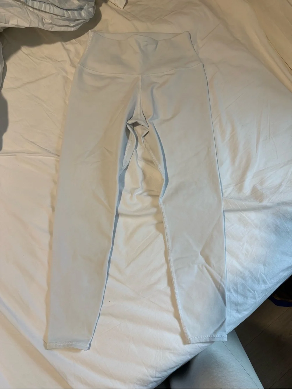 ALO Yoga White Mid-Rise Leggings